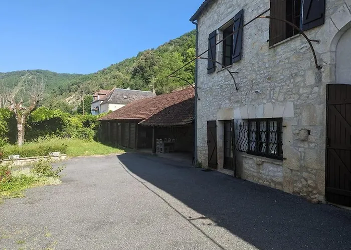 Дом отдыха Sweet Dordogne Between Sarlat-souillac