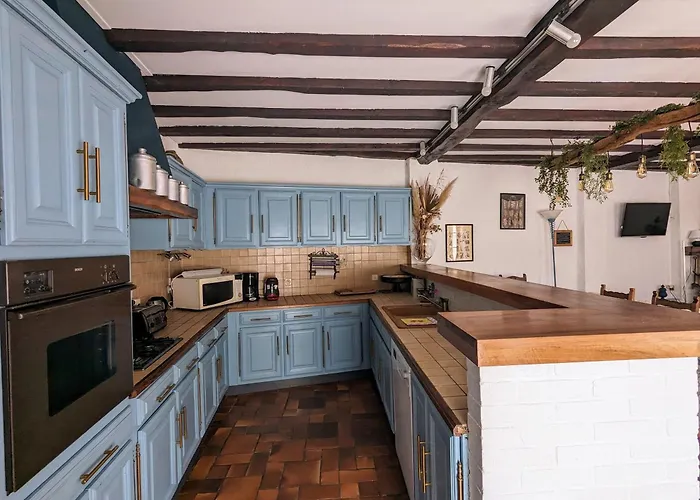 Sweet Dordogne Between Sarlat-souillac *