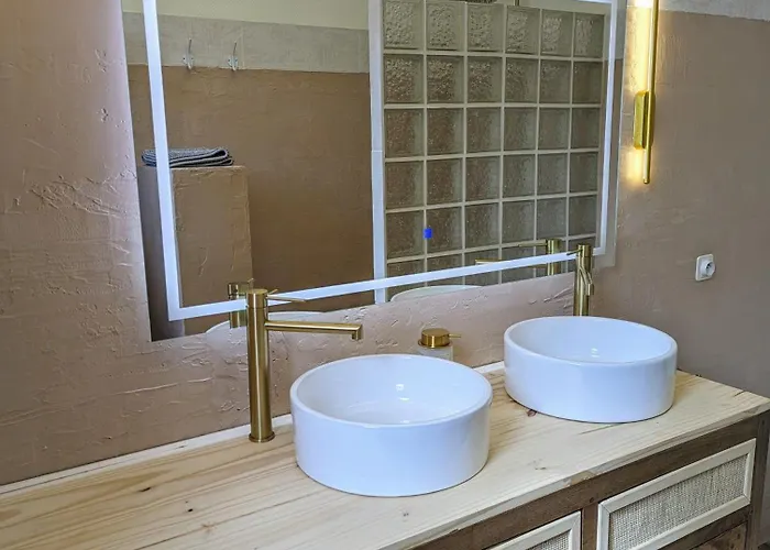 Дом отдыха Sweet Dordogne Between Sarlat-souillac Peyrillac-et-Millac